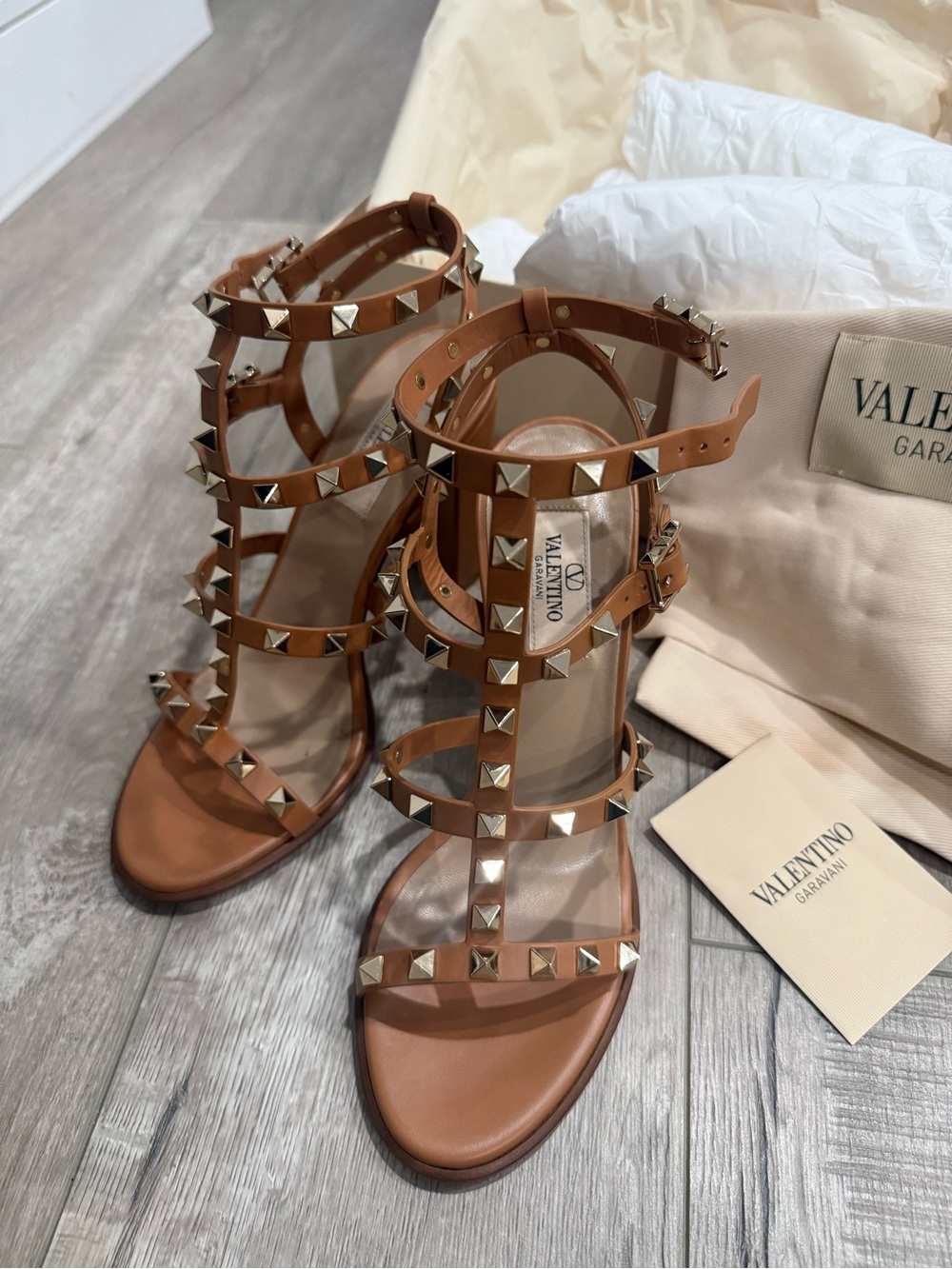 Valentino Rockstud Strappy Leather Heeled Sandals 90mm - Almond - Like New